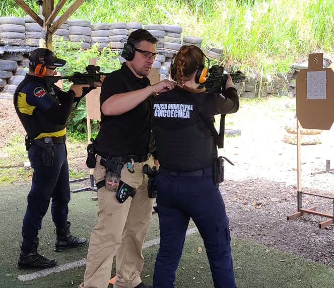 Policías municipales se capacitan constantemente para garantizar el mejor servicio a la comunidad de Goicoechea.