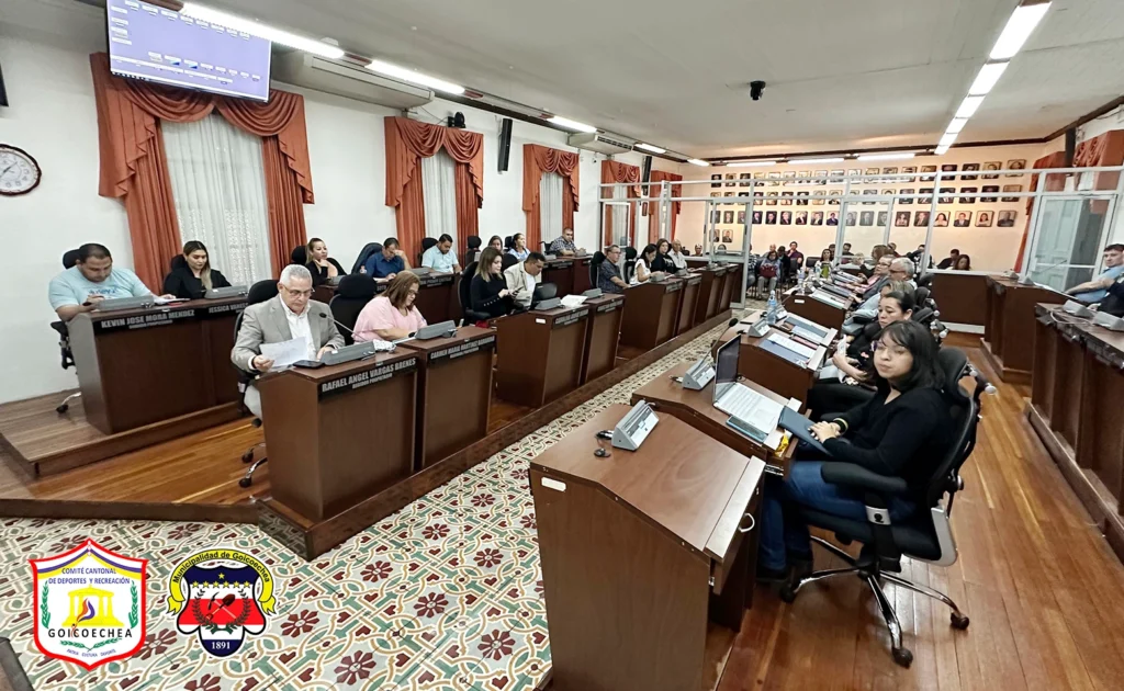 El Concejo Municipal de Goicoechea recibió el informe de labores, período 2024, de la junta directiva del Comité Cantonal de Deportes y Recreación del cantón de Goicoechea.